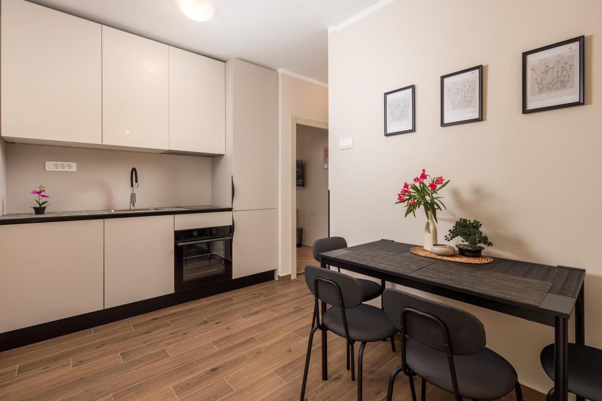 Seaview Garden Premium Apartments Kostrena Bagian luar foto